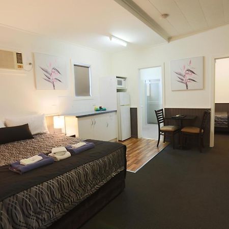 לייקס אינטרנס The Esplanade Motel מראה חיצוני תמונה